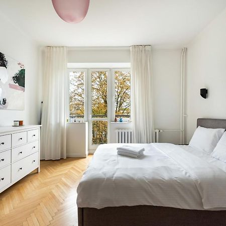 Plac Wilsona Comfy Apartment Varşovia Exterior foto