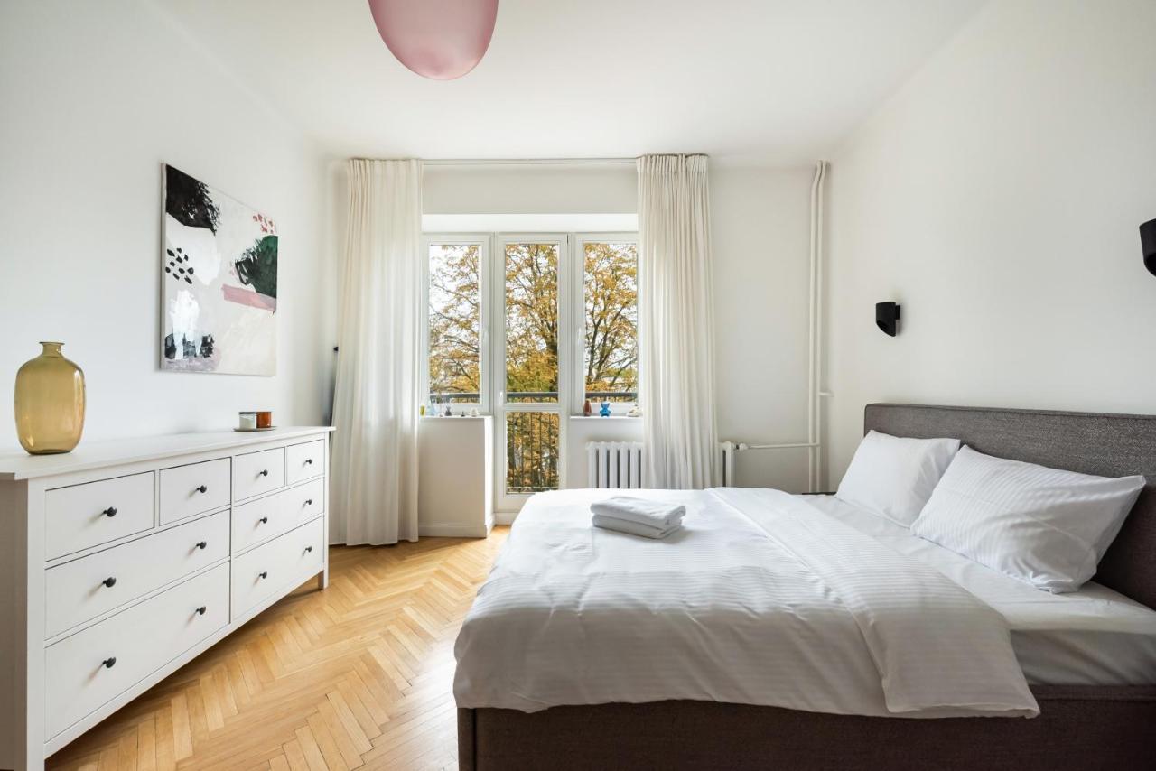Plac Wilsona Comfy Apartment Varşovia Exterior foto